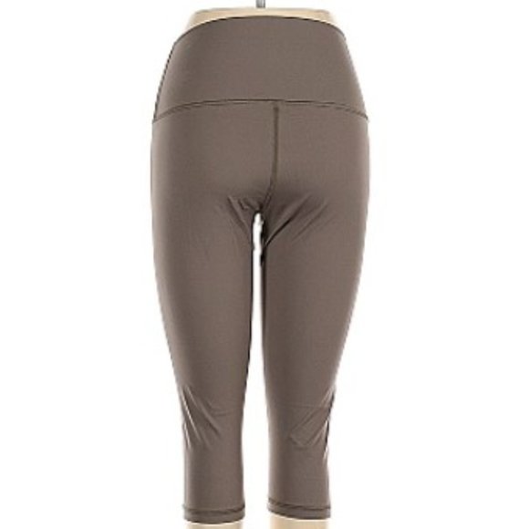 Everlane Perform Cropped Taupe / Gray Leggings, Size Large, NWOT - Picture 2 of 6